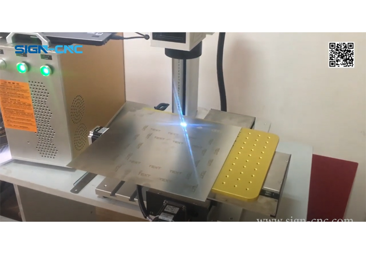 Fiber laser marking machine with Electric mobile platform for metal engraving
